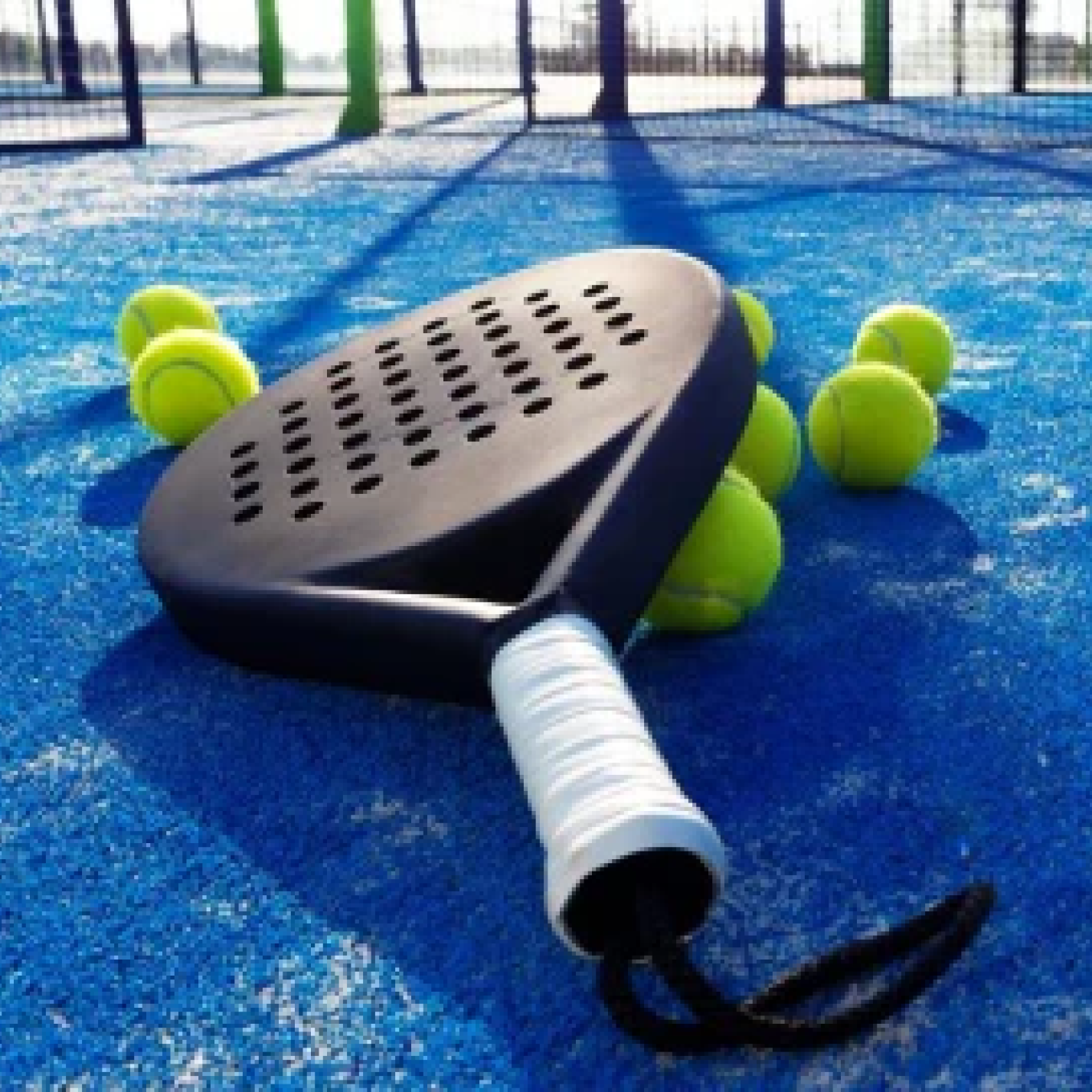 How Environmental Conditions Affect Padel